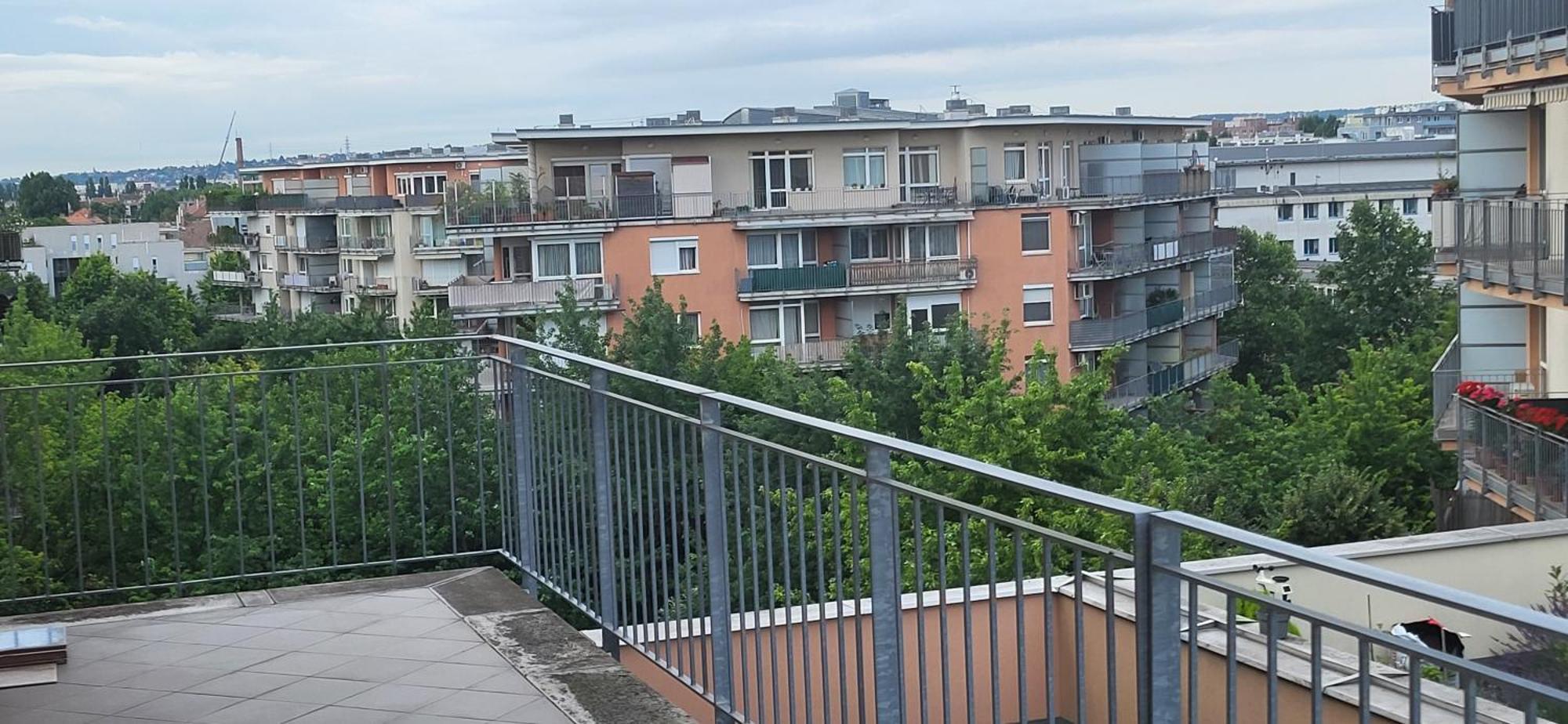 Apartamento In Budapest, Buda Part With Great Views! Totally Renovated -wifi Available